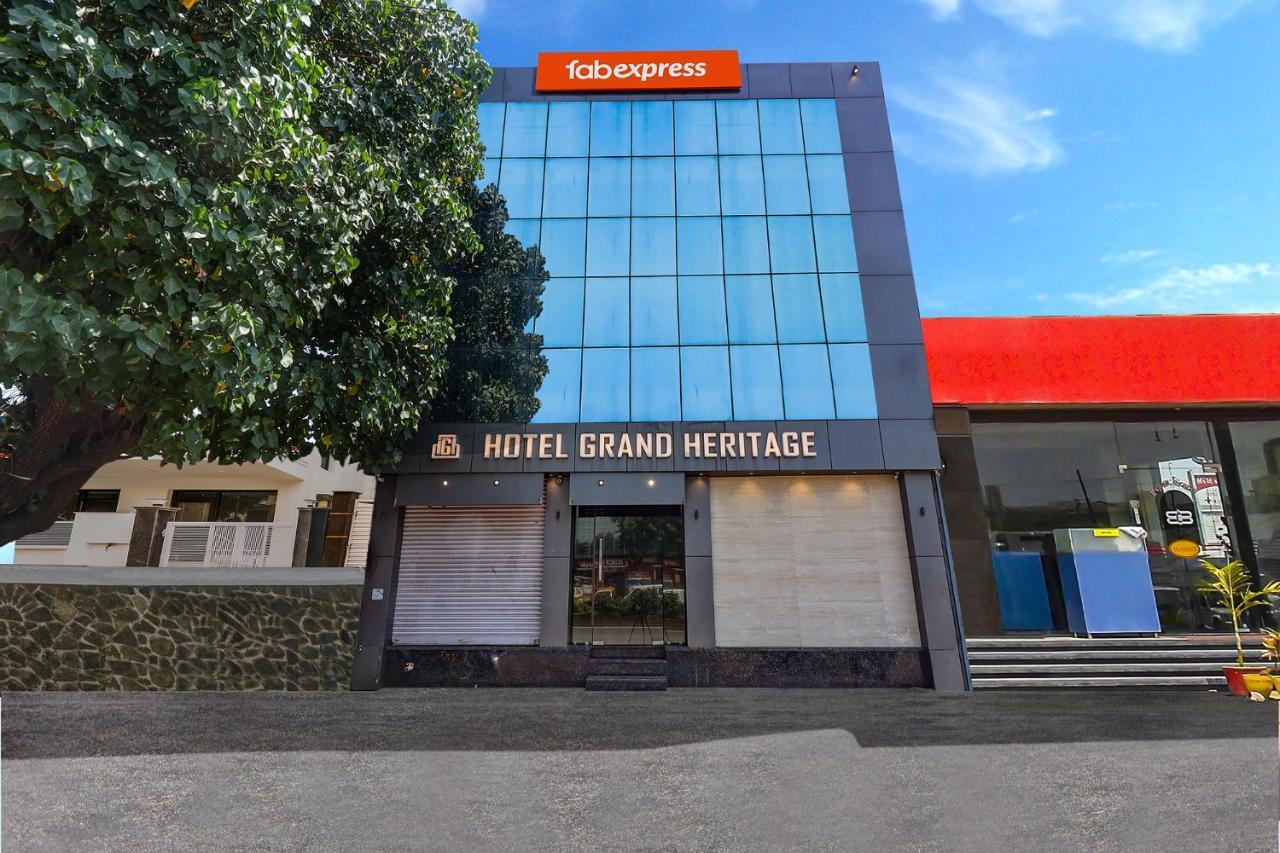 Fabhotel Grand Heritage - Nr Bkc Mumbai Kültér fotó